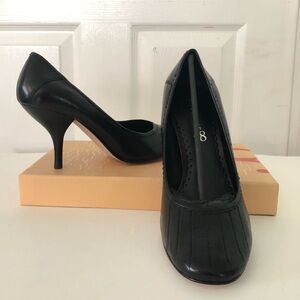 𝅺boutique 58 Pumps Black Leather Classy 3” Heels